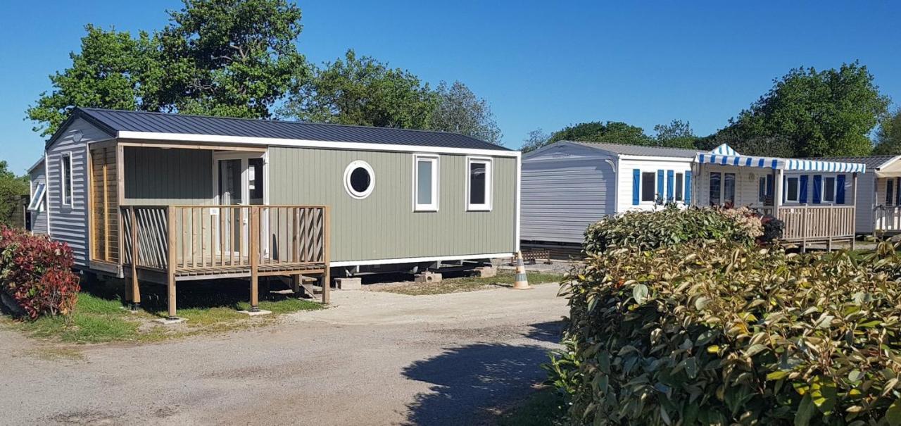 Camping Insolite Le Haut Village Saint-Michel-Chef-Chef Ngoại thất bức ảnh