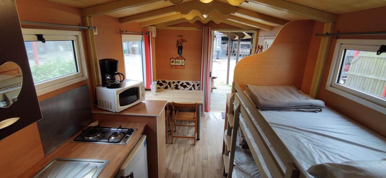 Camping Insolite Le Haut Village Saint-Michel-Chef-Chef Ngoại thất bức ảnh