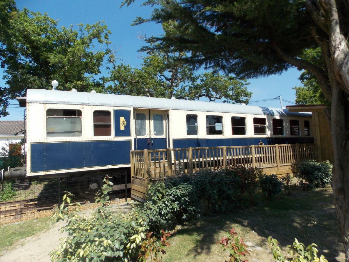 Camping Insolite Le Haut Village Saint-Michel-Chef-Chef Ngoại thất bức ảnh