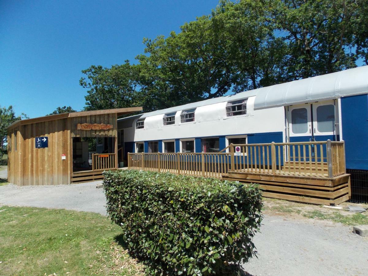 Camping Insolite Le Haut Village Saint-Michel-Chef-Chef Ngoại thất bức ảnh