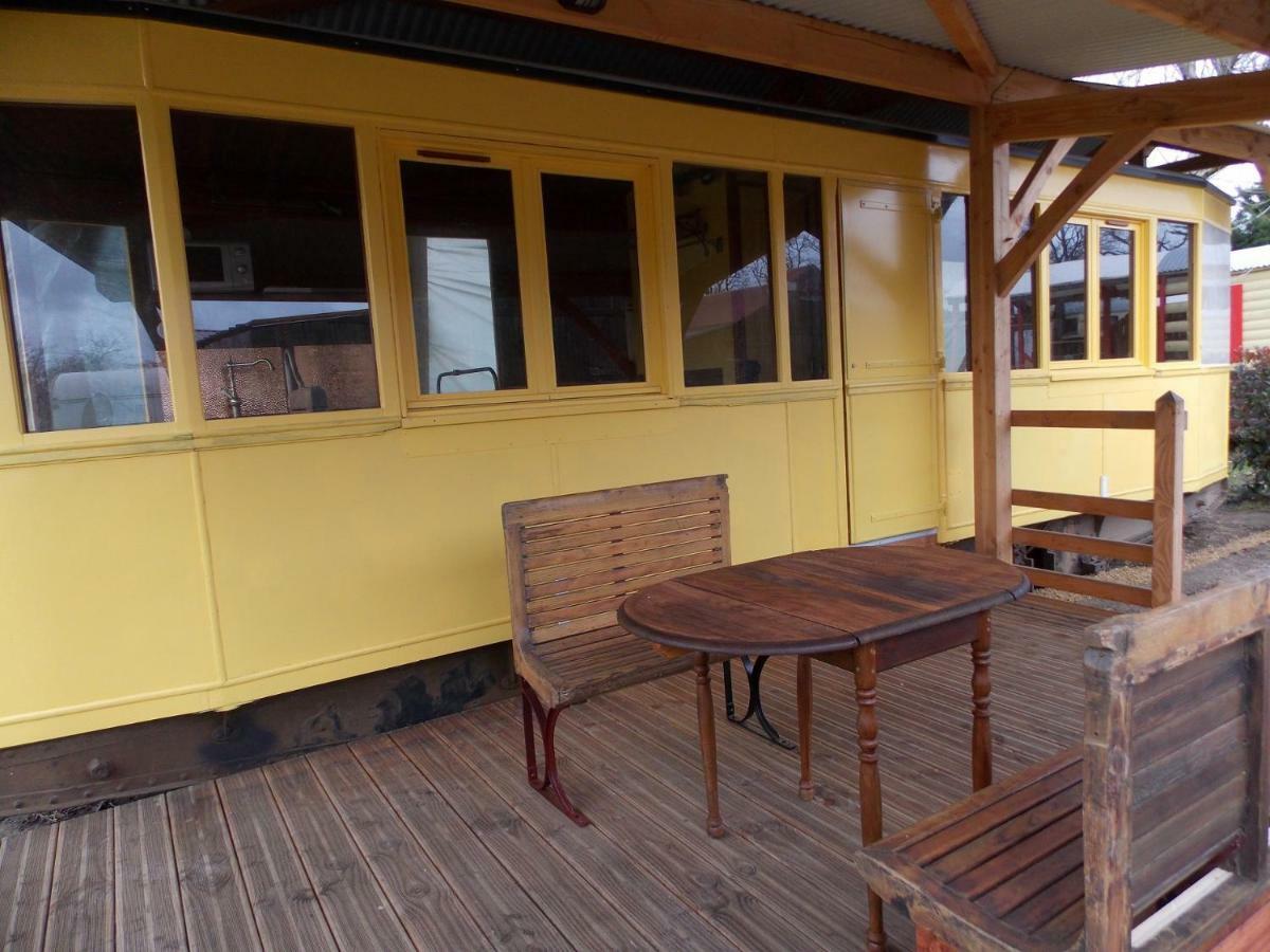 Camping Insolite Le Haut Village Saint-Michel-Chef-Chef Ngoại thất bức ảnh