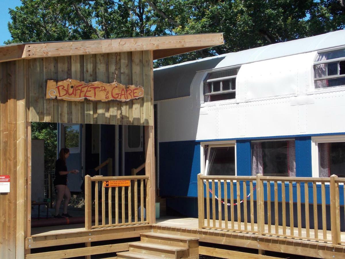 Camping Insolite Le Haut Village Saint-Michel-Chef-Chef Ngoại thất bức ảnh